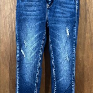 KanCan Distressed Jeans